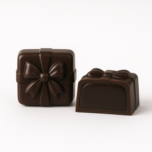 Dark chocolate gifts – Quebec haskap berry ganache