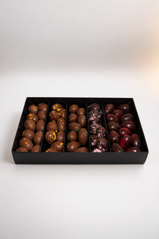 Mixed box of mini handcrafted eggs – Easter collection 500g