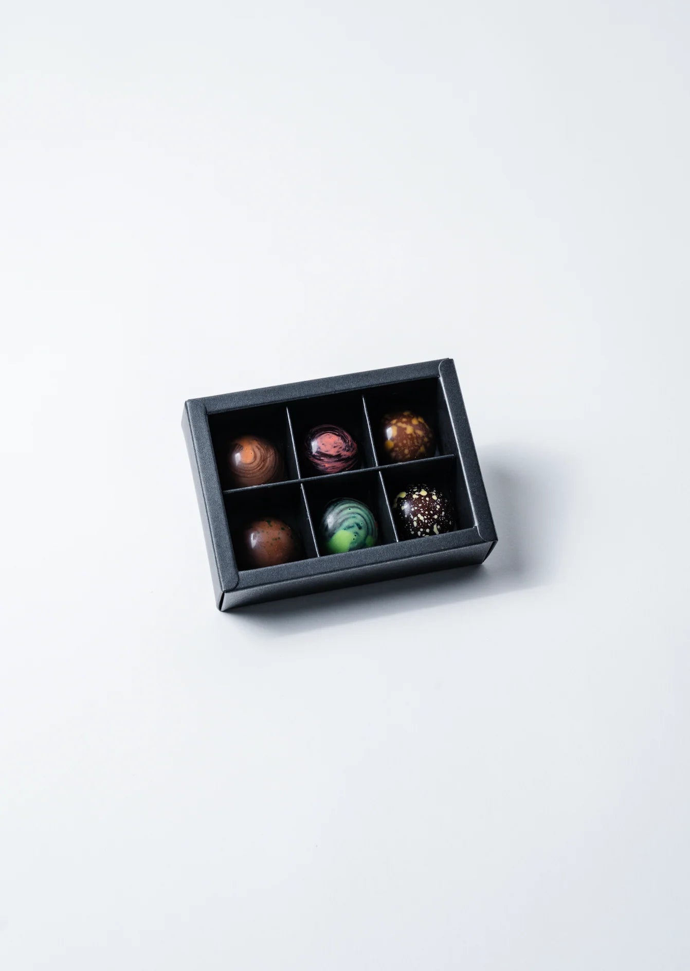 Signature fine chocolate box - 6 chocolates